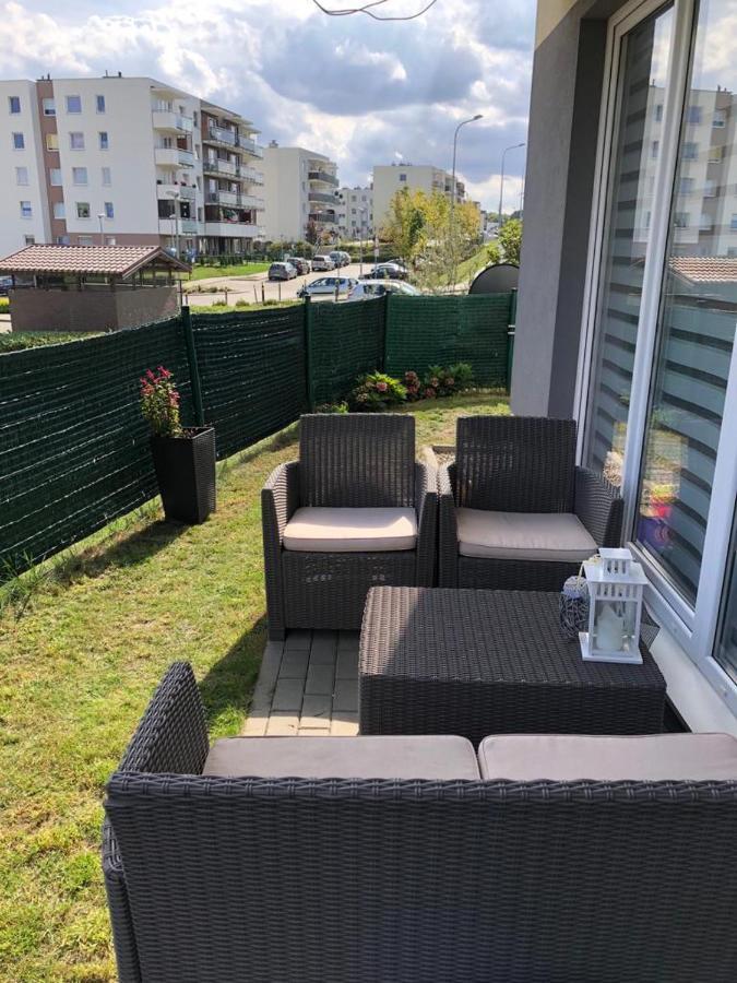 Apartament Rodzinny Z Ogrodkiem 格但斯克 外观 照片